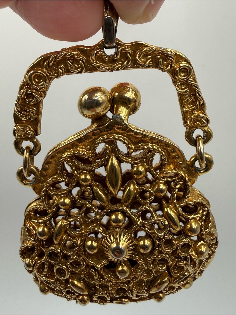 Vintage ART Arthur Pepper Gold Tone Filigree Purse Pendant Hinged 2”
